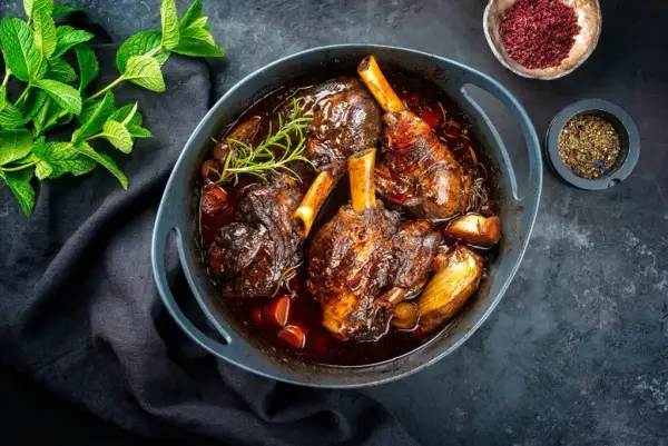 Jak przyprawić baraninę, aby uzyskać wyjątkowy smak i aromat